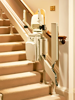 Silla elevadora acorn 80 curva plegada con guía abatible